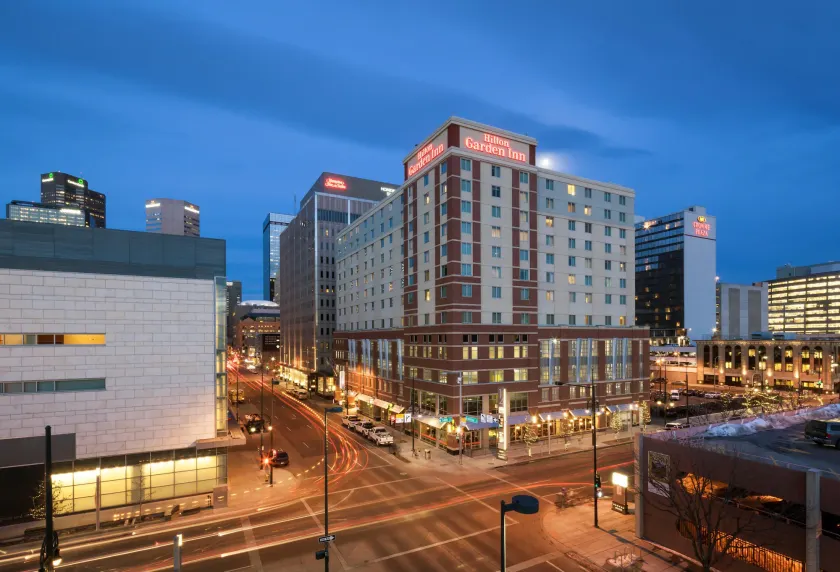 Hilton Garden Inn Denver Downtown - Image 1