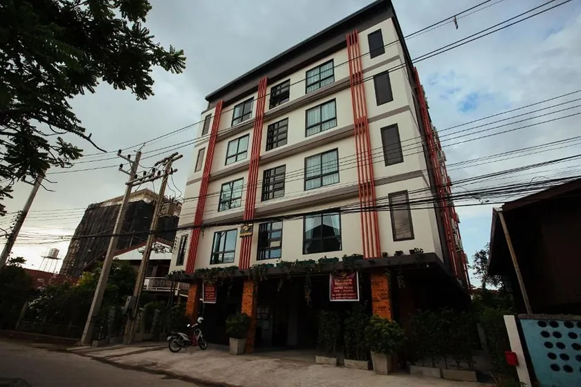 Noble Boutique Hotel Chiang Mai By J&S Property - Image 1