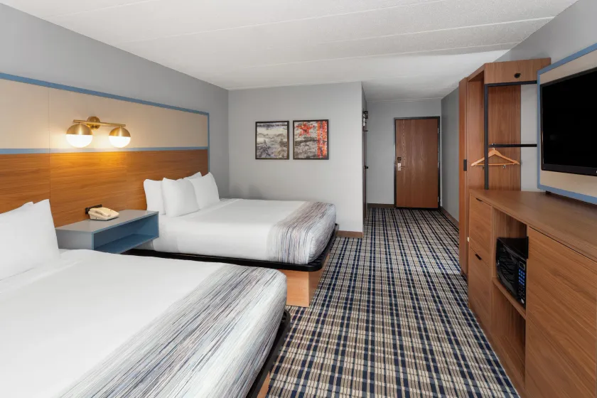 AmericInn by Wyndham Appleton North Little Chute - Image 1