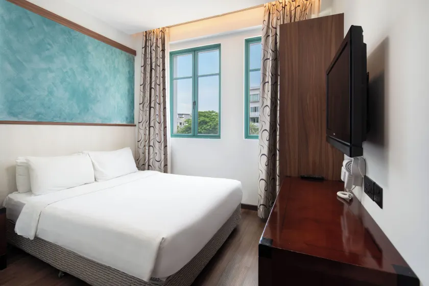 The Quay Hotel West Coast - Image 1