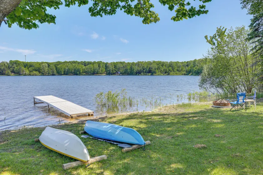 Boating & Swimming On-site! Lakefront in Cadillac - Image 1