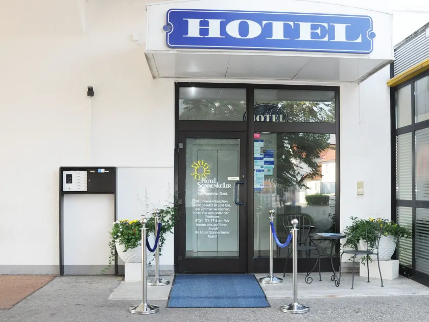 Hotel Sonnenkeller - Image 1