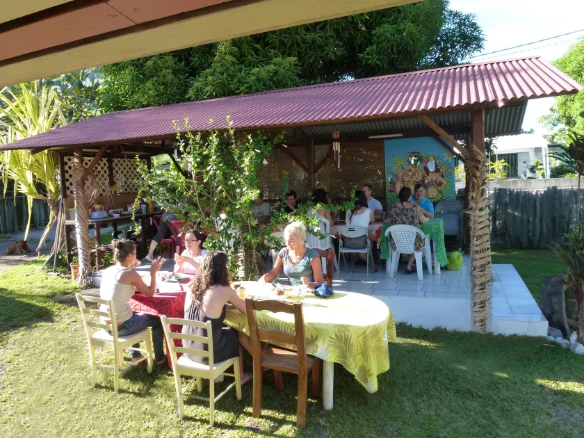 PENSION TE MITI hebergement touristique TAHITI - plage a 200m - Image 1