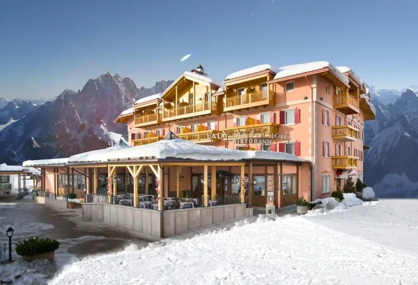 Lady Maria Hotel Wellness & Resort - Image 1