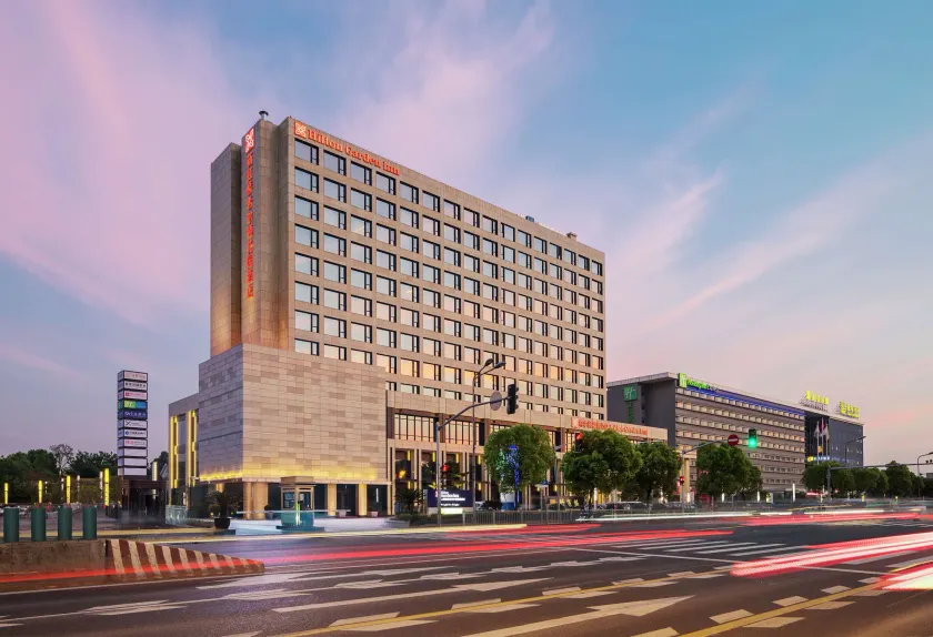 Hilton Garden Inn Shanghai Hongqiao NECC - Image 1