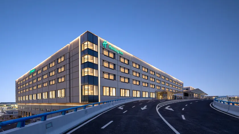 Holiday Inn Shanghai Pudong Airport, an IHG Hotel - Image 1
