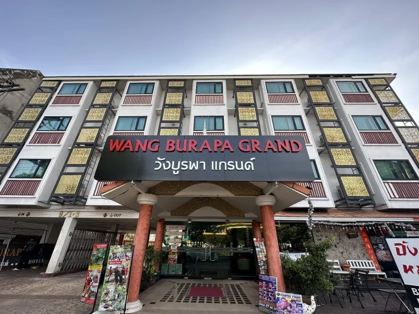 Wangburapa Grand Hotel - Image 1