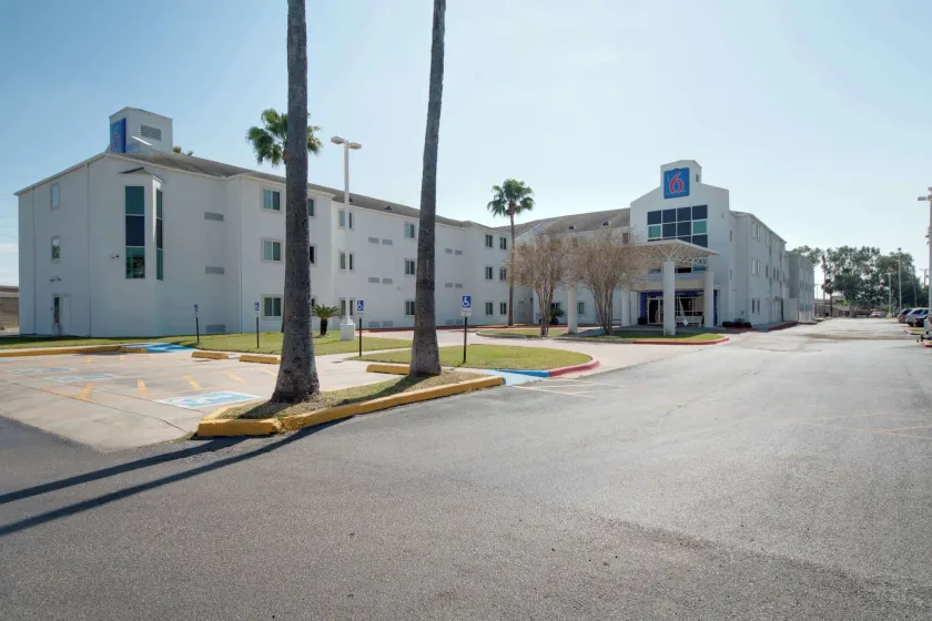 Motel 6-Brownsville, TX - Image 1