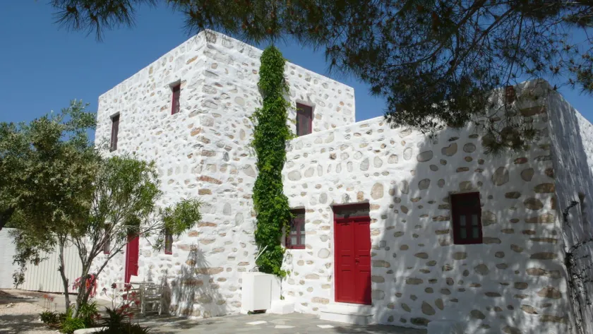 Anezina Village - Image 1