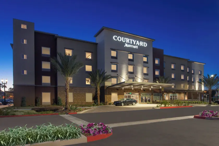 Courtyard by Marriott San Diego El Cajon - Image 1