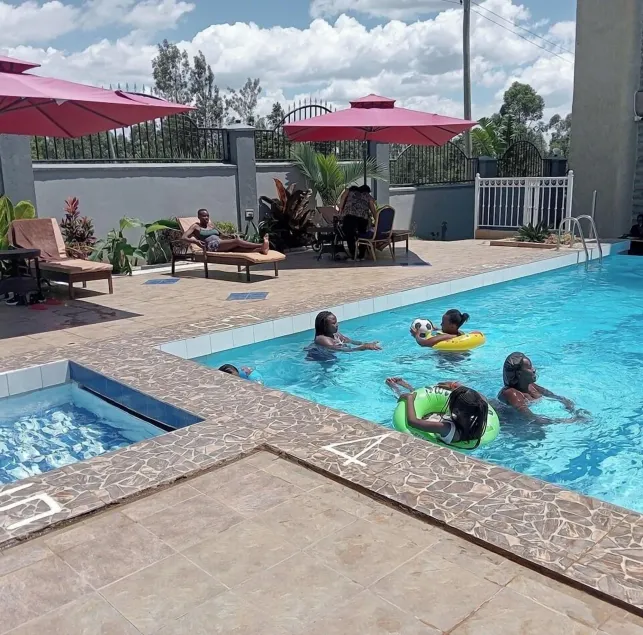 SKYZ9 HOTEL - Image 1