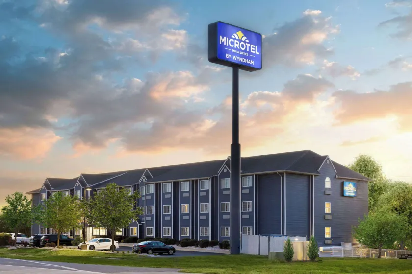 Microtel Inn and Suites Dover - Image 1