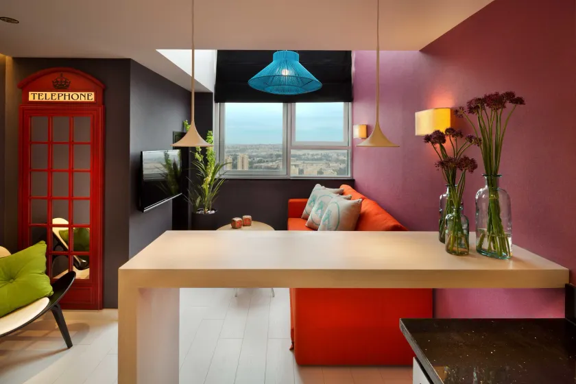21st Floor Hotel - Image 1