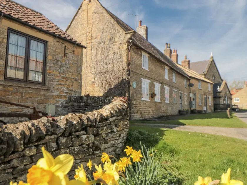 Chapel Cottage - Image 1