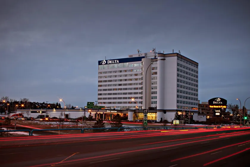 Delta Hotels by Marriott Edmonton South Conference Centre - Image 1