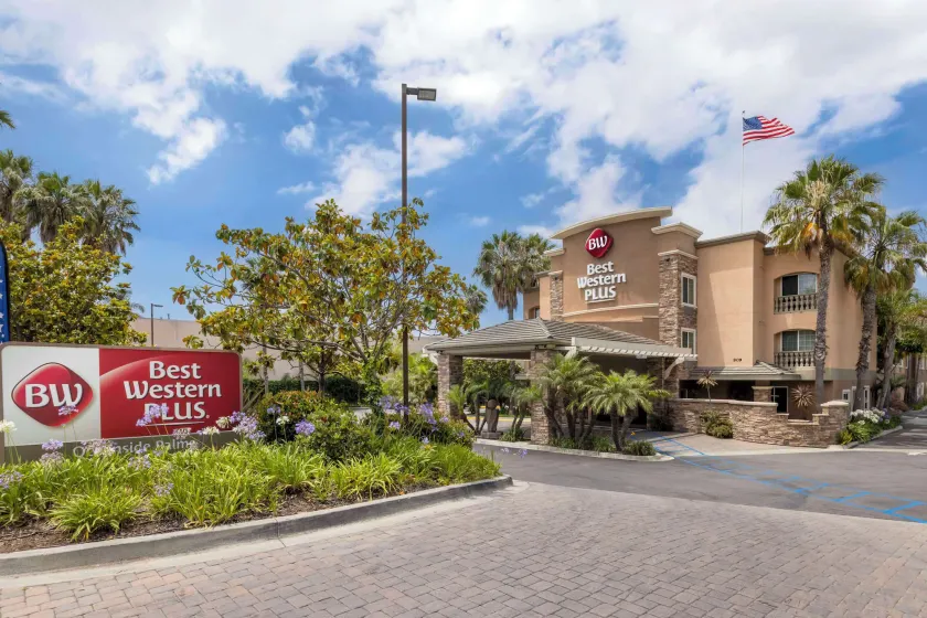 Best Western Plus Oceanside Palms - Image 1