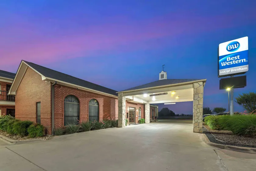 Best Western Inn of Brenham - Image 1