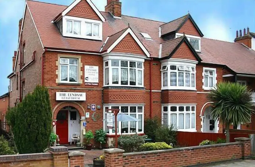 The Lyndsay Guest House - Image 1