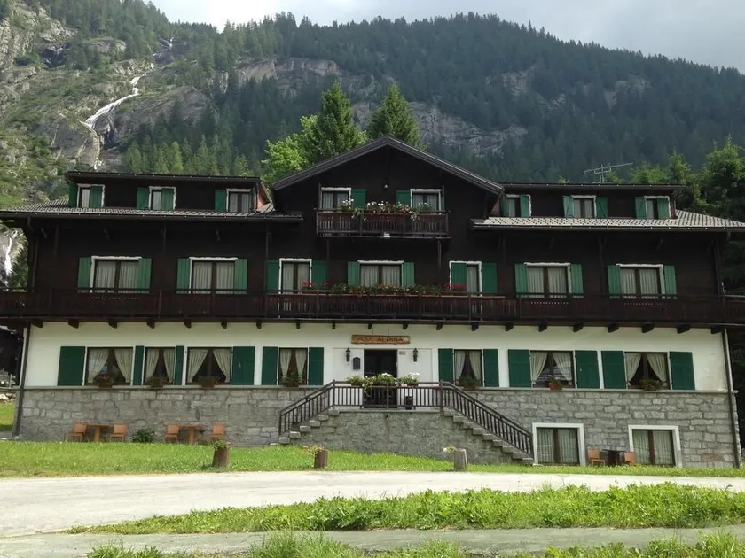 Casa Alpina Don Guanella - Image 1