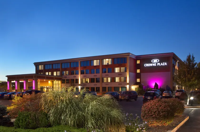 Crowne Plaza Boston - Woburn by IHG - Image 1