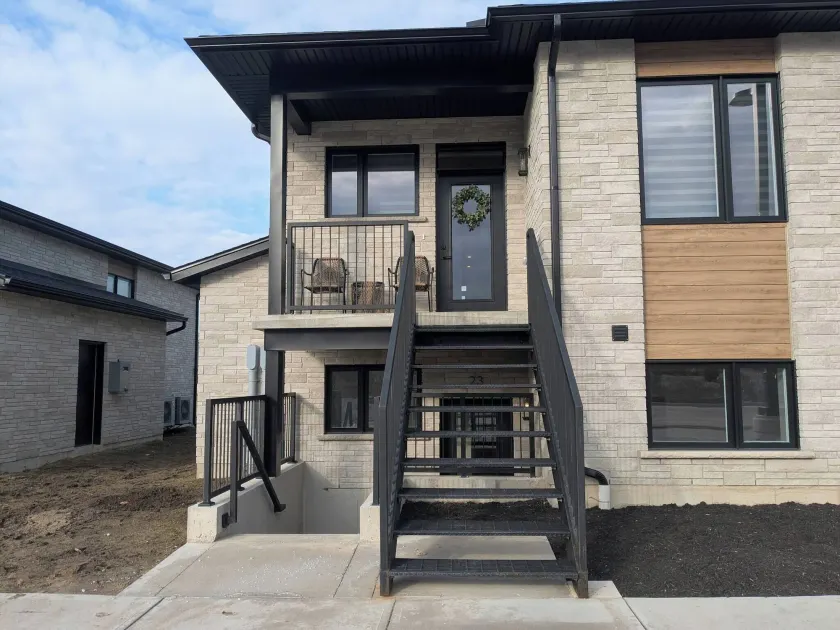 Quiet 2BR Condo Near Hospital and Wi-Fi - Image 1