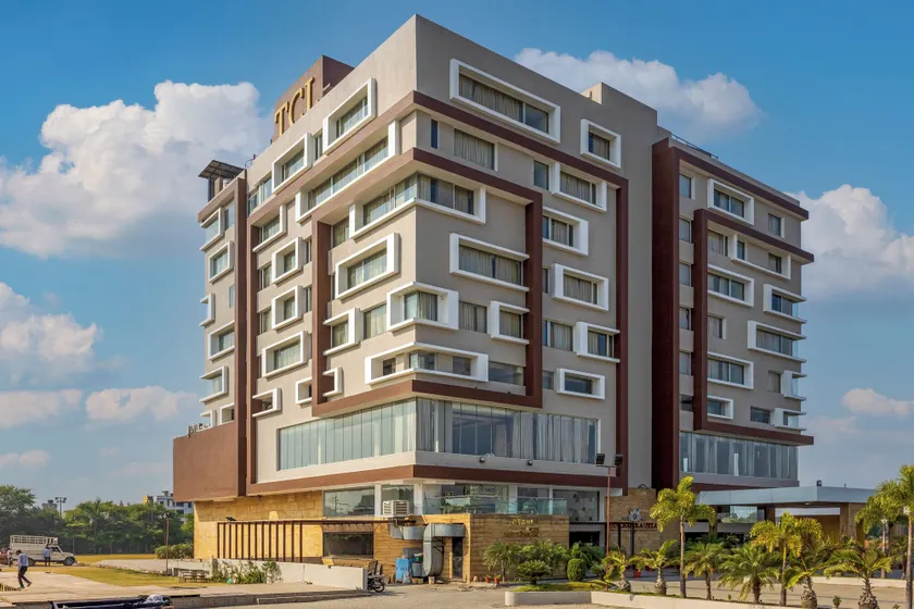 THE CHANDRA LEELA - Image 1