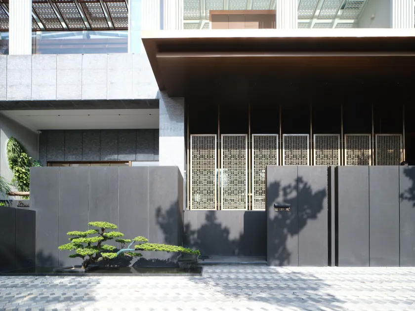 yeelen resort - Image 1