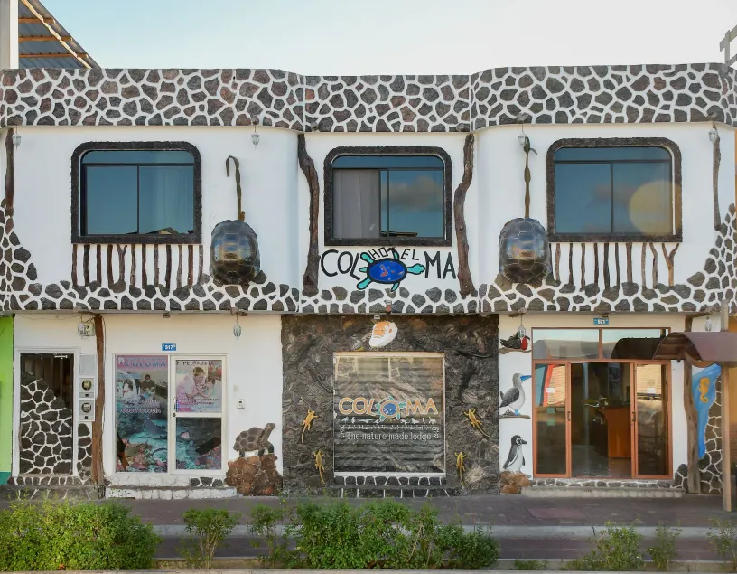 Hotel Coloma Galapagos - Image 1