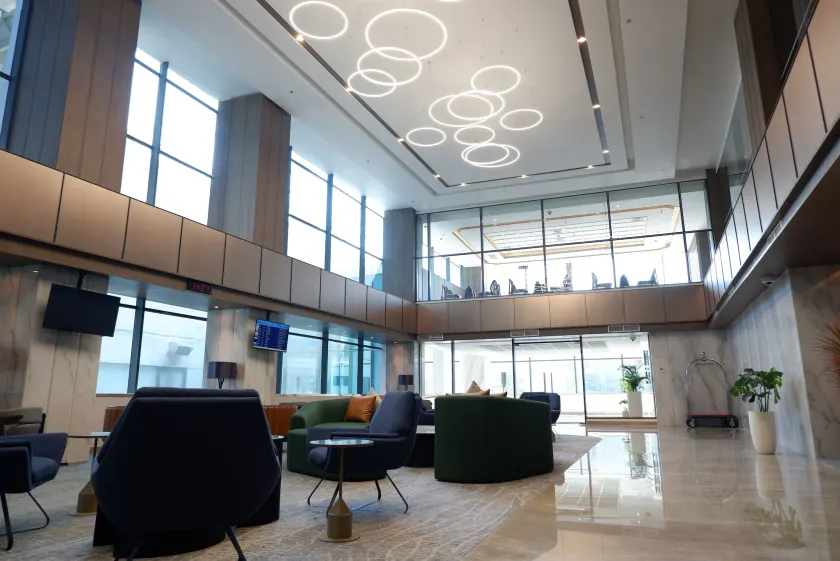 Grand Anara Airport Hotel - Image 1