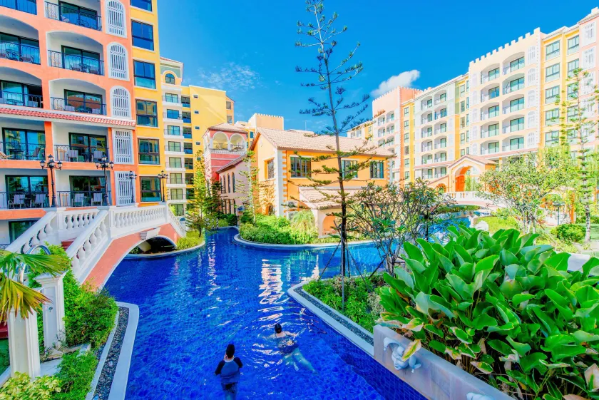 Venetian Resort Pattaya - Quiet Oasis - Huge Waterpark, Gym, Sauna & Kids Playground - Image 1