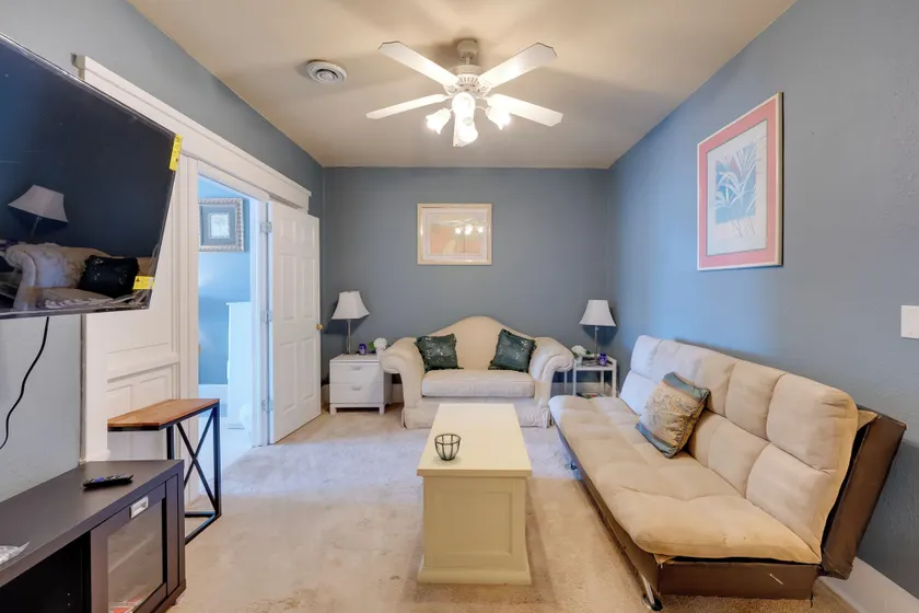 Walkable Racine Retreat! 1 Mi to Lake Michigan - Image 1