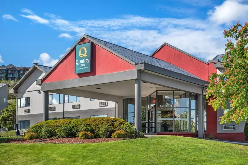 Quality Inn - Image 1