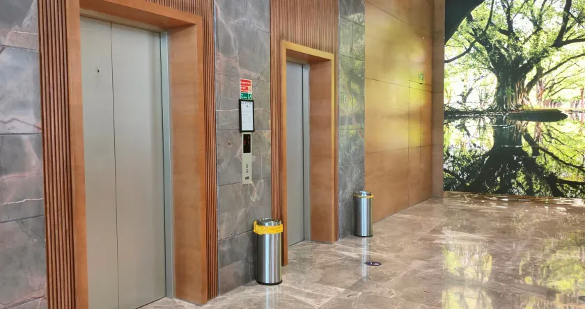 Novotel Chandigarh Tribune Chowk - Lobby