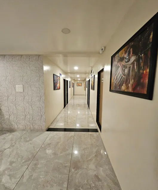 Annapurna Executive - Image 1