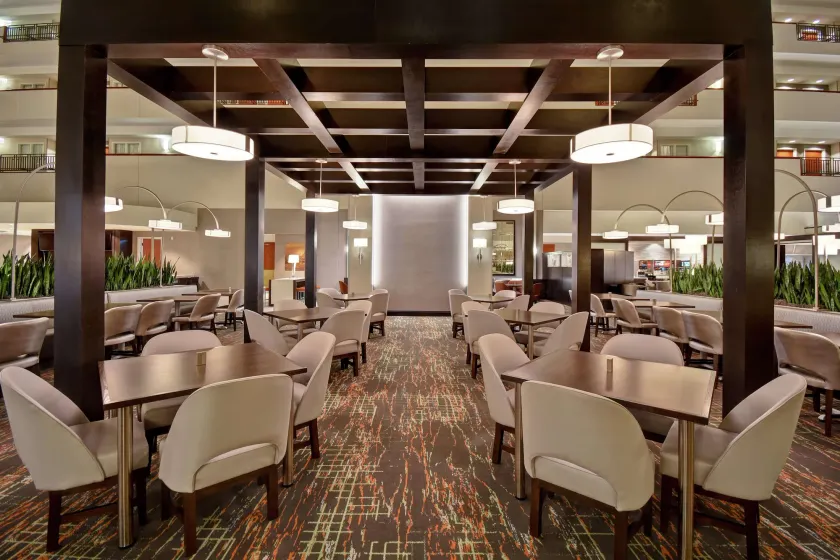 Embassy Suites Little Rock - Image 1