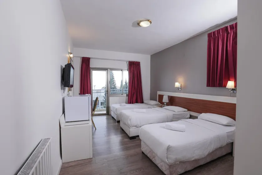 Tabar Hotel - Image 1