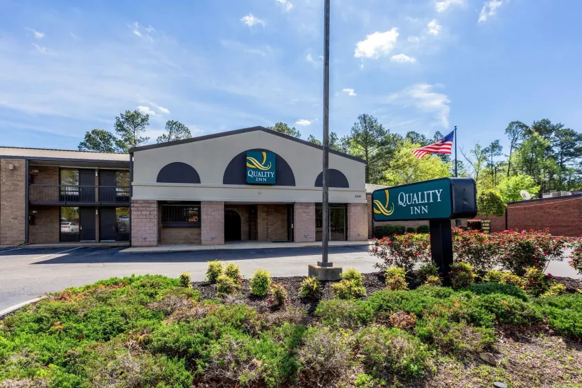 Quality Inn Tupelo Central - Image 1