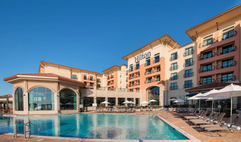 Hilton Dallas/Rockwall Lakefront - Image 1