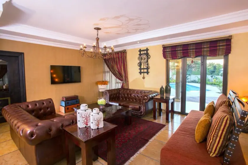 Elegant & Exclusive Boutique GuestHouse - Image 1