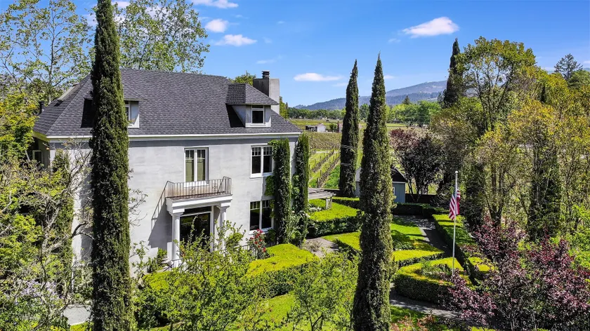 Villa avec piscine, jardin et internet haut débit | Vue montagne - Image 1