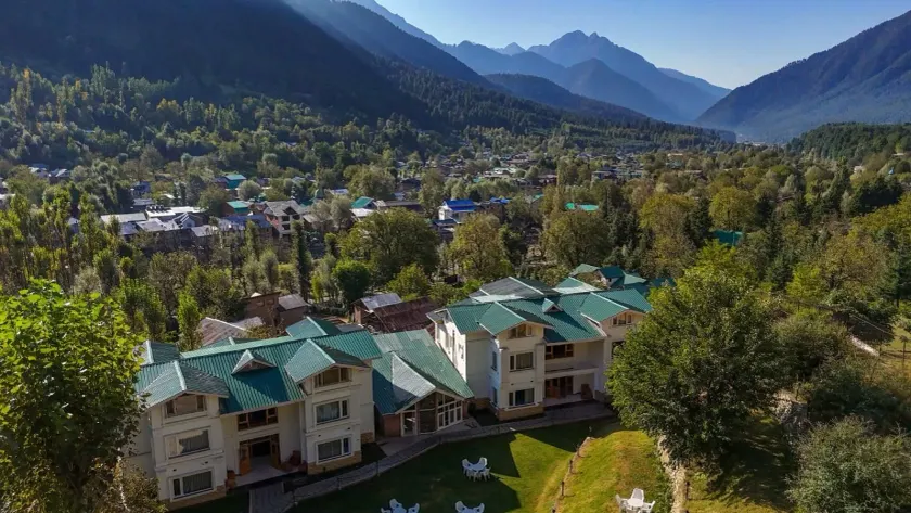 The Riviera Hotel Pahalgam - Image 1