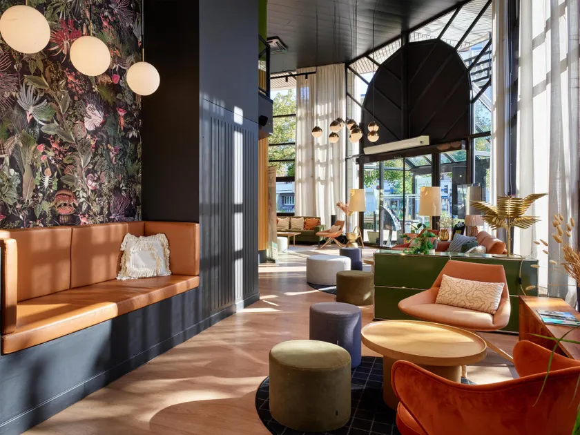 Radisson Hotel Clermont-Ferrand - Image 1
