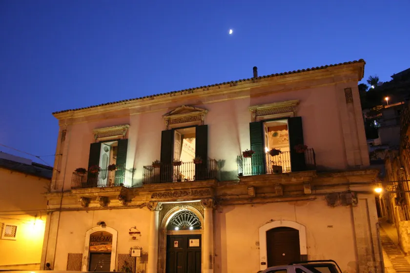 Palazzo Il Cavaliere B&B De Charme - Image 1