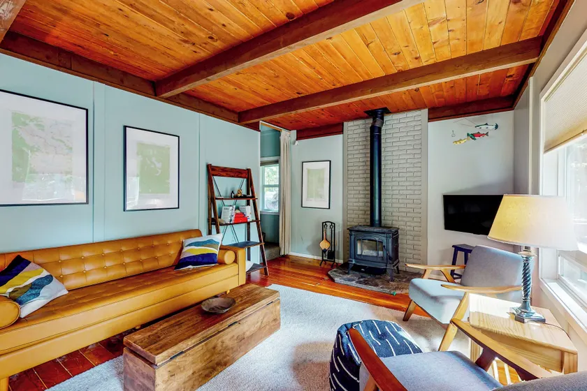 Wooded-view Decks: Family Cabin Retreat in Deming - Image 1
