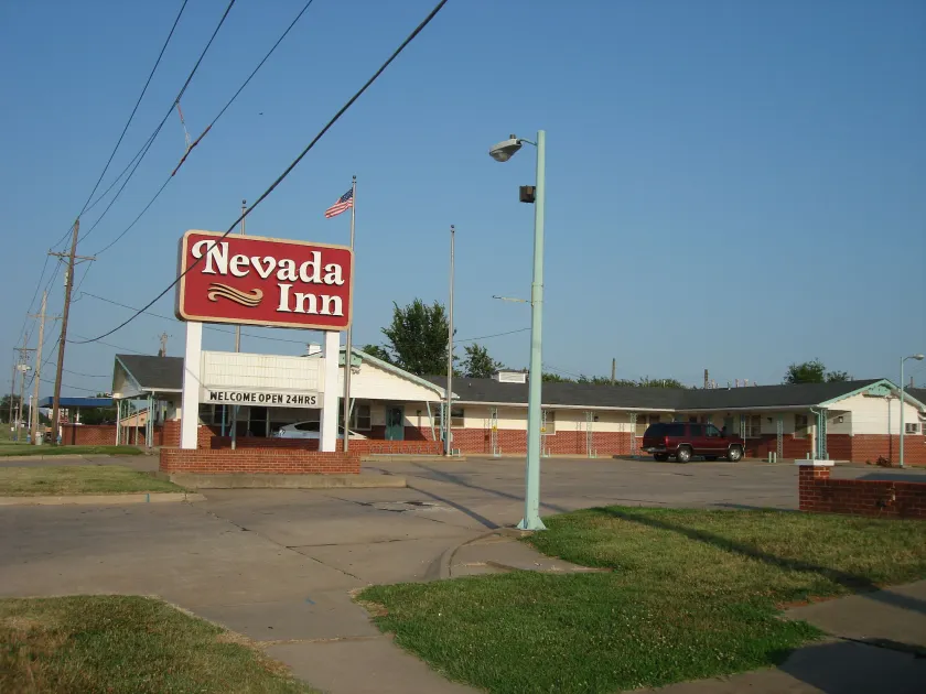 Nevada Inn - Image 1