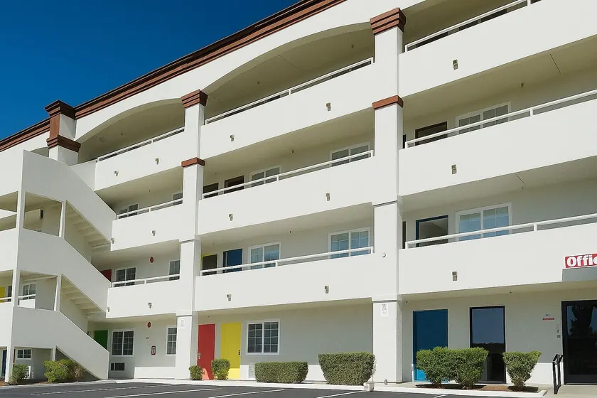 Border Plaza Hotel - Image 1
