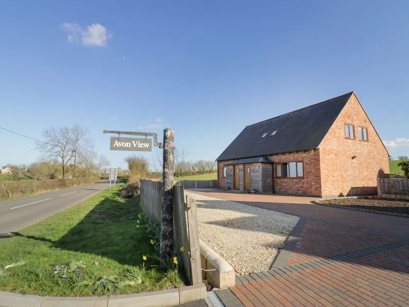 Walnut Cottage - Image 1