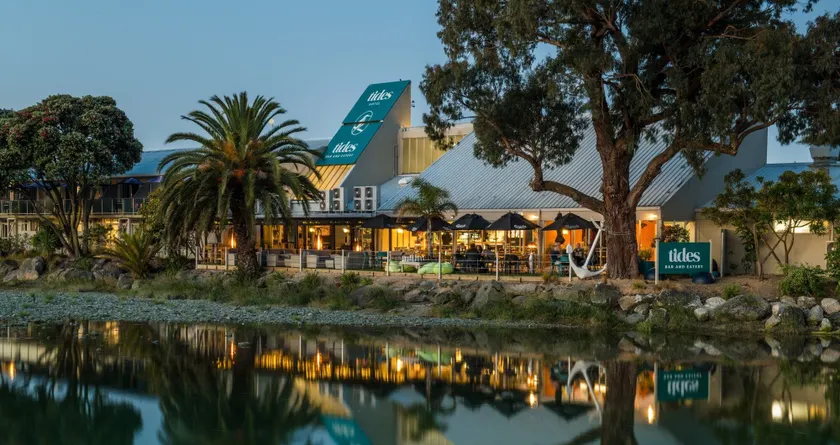 Tides Hotel - Image 1
