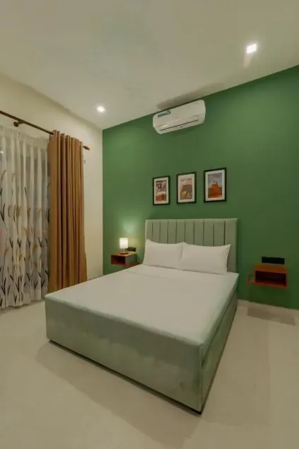 Mulberry Living  - Camera
