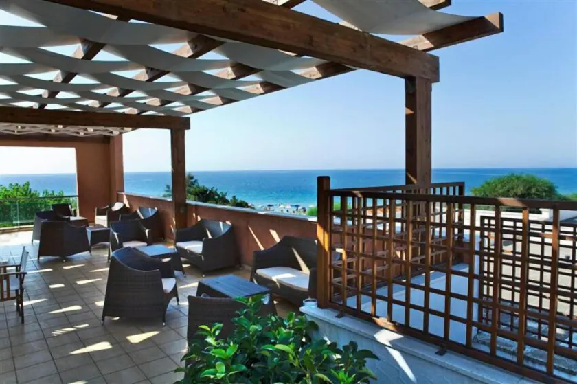 Hotel Club Ravezzo - Image 1